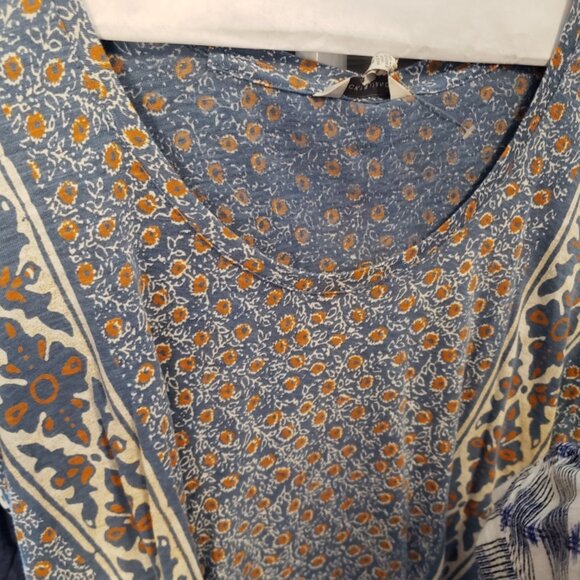 TWO BOHO Shirts BUNDLE - Picture 2 of 4